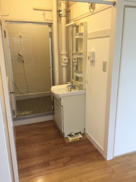 芝園団地の洗面台